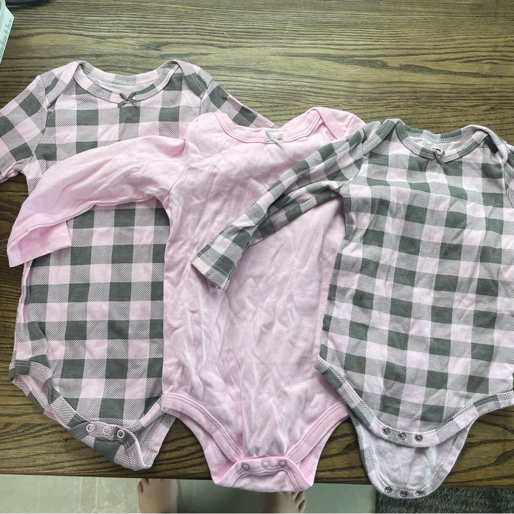 BUNDLE/LOT: baby girl onesie bodysuit